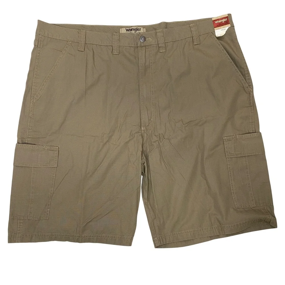 Wrangler Authentics Mens Khaki Ripstop Cargo Shorts Tan ZM6LSML Size 44 NWT